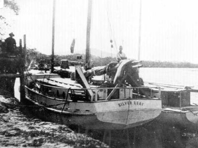  silver quay     sea mist  moored at the hull river jetty s cc libraries